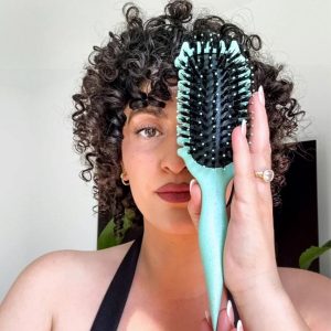 Birstīte, kas izceļ cirtas visas dienas garumā | CURLISTA